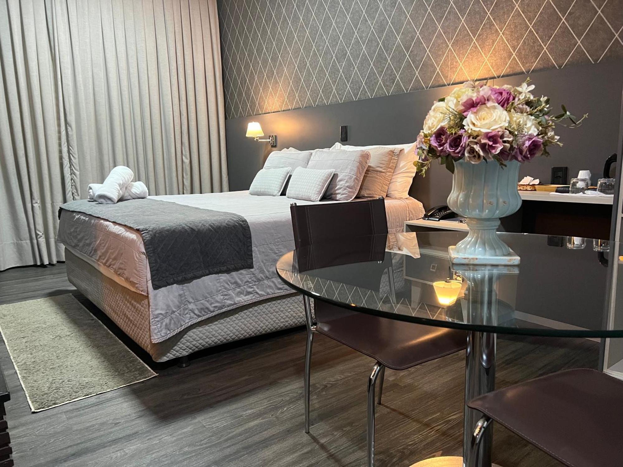 Hotel Opuka ซอร์ฮิโซ ภายนอก รูปภาพ