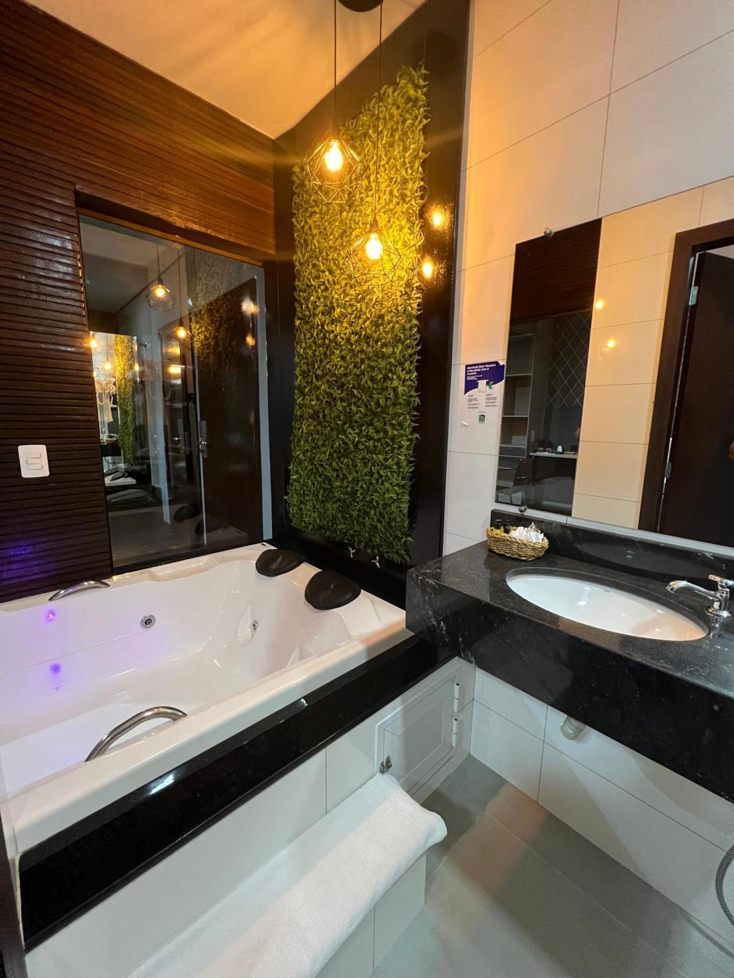 Hotel Opuka ซอร์ฮิโซ ภายนอก รูปภาพ